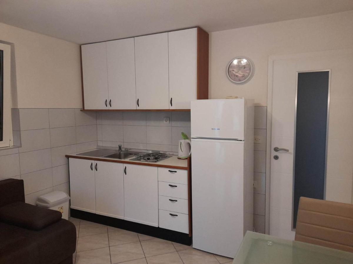 Franko Apartmani Zambratija  Exterior foto