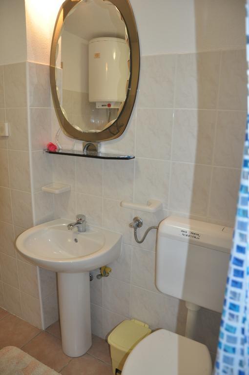 Franko Apartmani Zambratija  Exterior foto